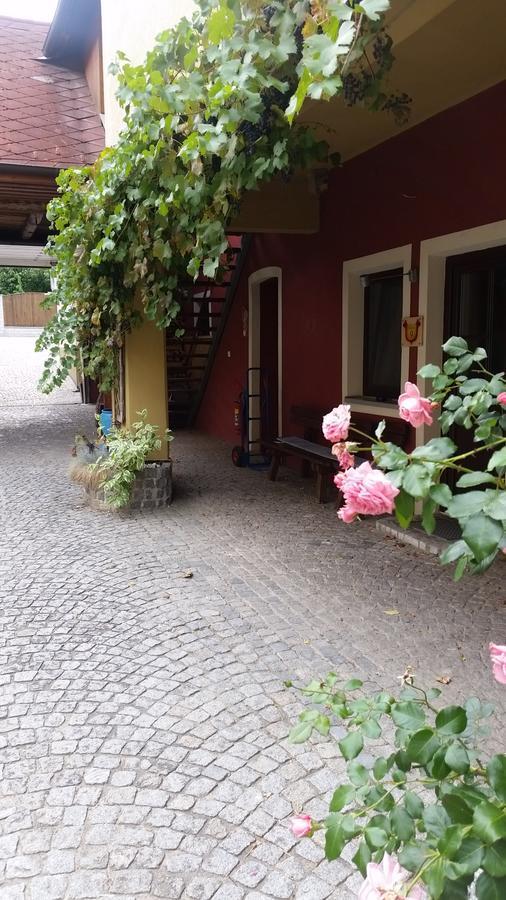 Gasthof Polly Haunoldstein Exterior photo